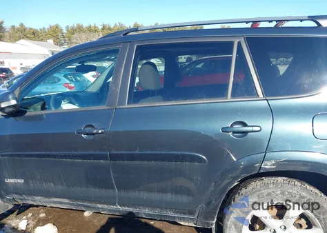 2010 Toyota Rav4 Limited V6 z USA, uszkodzony, nr VIN 2T3DK4DV6AW019528